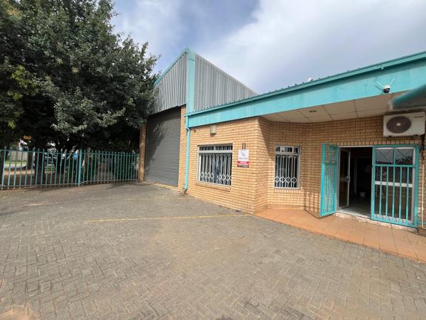 700  m² Commercial space