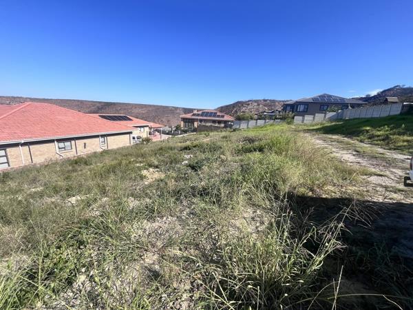 860 m² Land