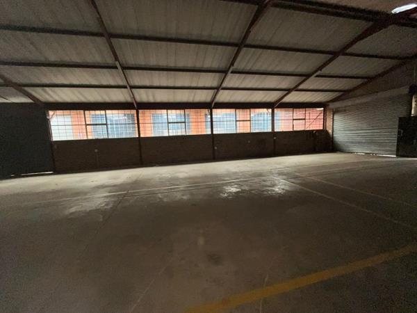 800  m² Commercial space