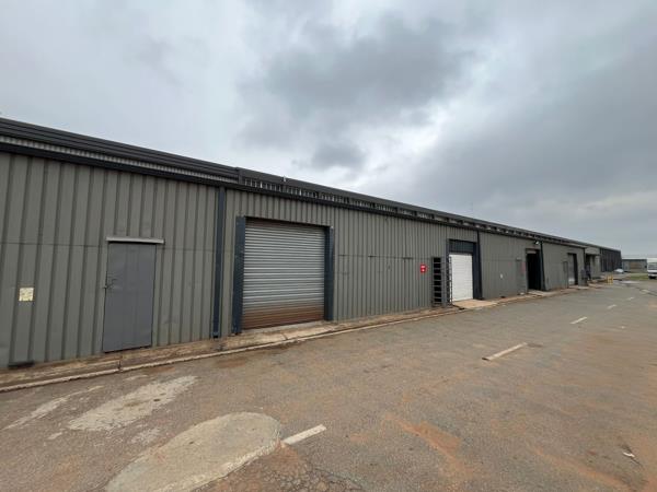 203  m² Industrial space