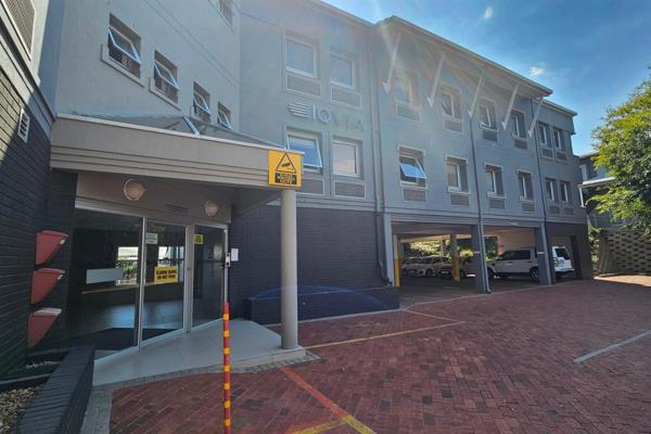 230 m² Commercial space