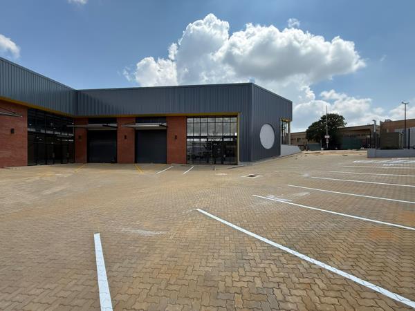 445  m² Industrial space