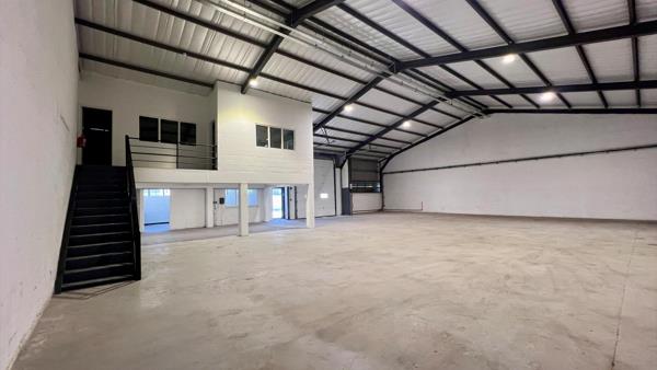 444 m² Industrial space