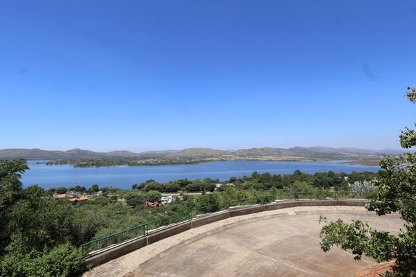 727 m² Land