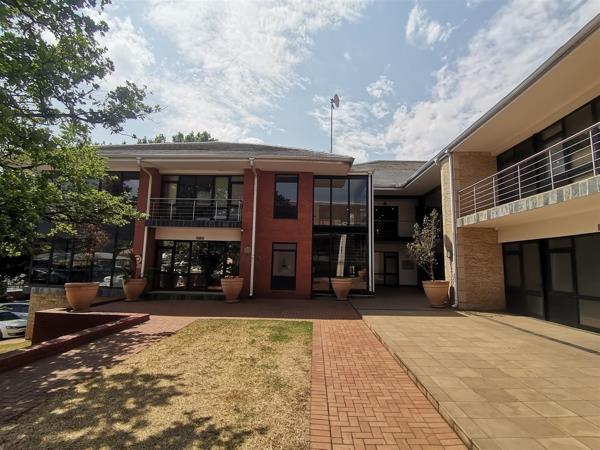 799 m² Office Space