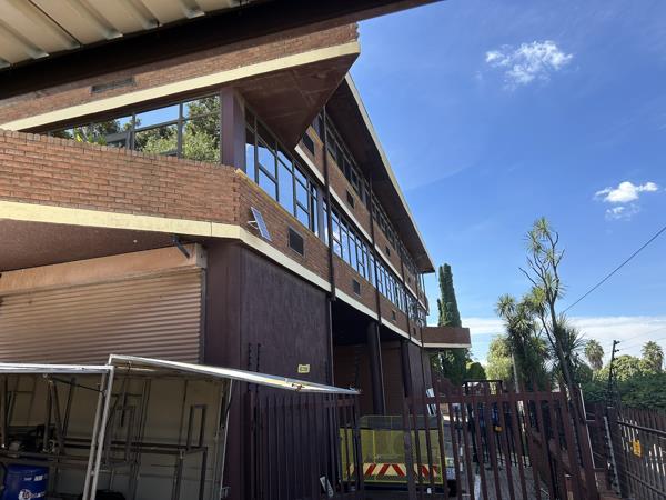 1 884 m² Commercial space