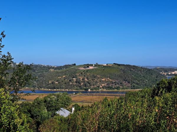 4 040 m² Land