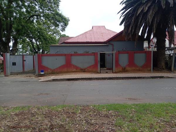 15 Bedroom House