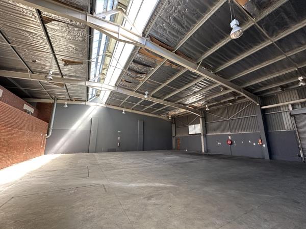865 m² Industrial space