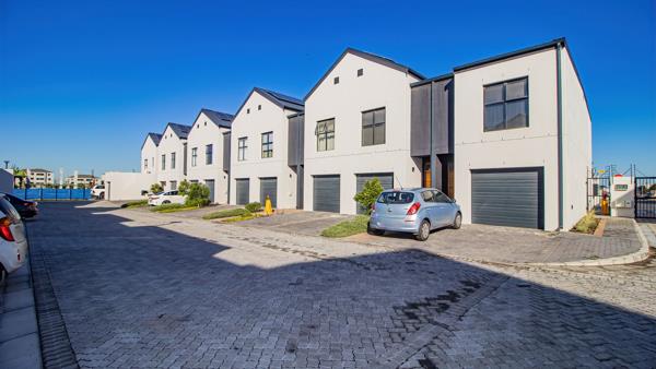 3 Bedroom Townhouse
