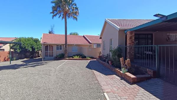 6 Bedroom House