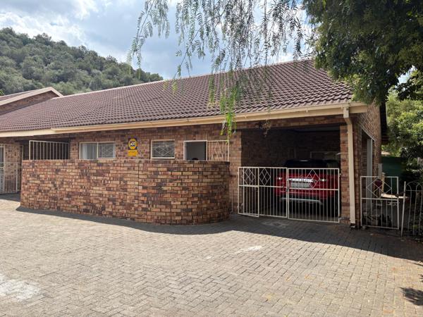 4 Bedroom Townhouse