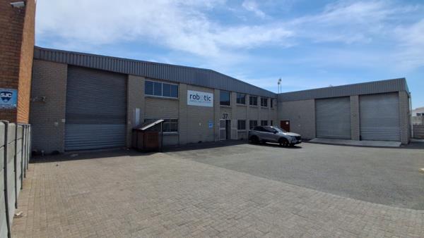 1 140 m² Industrial space