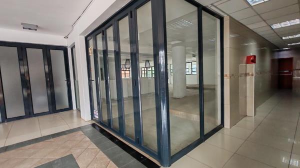 307 m² Commercial space