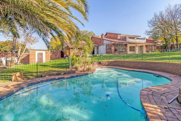 6 Bedroom House