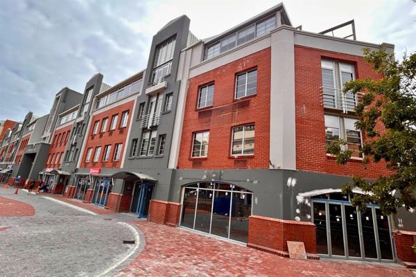 176 m² Retail Space