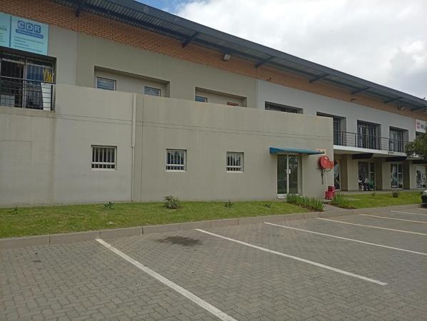 484 m² Industrial space