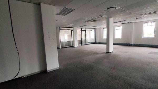 781 m² Office Space
