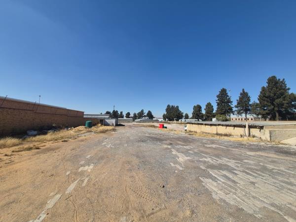 12 000 m² Industrial space