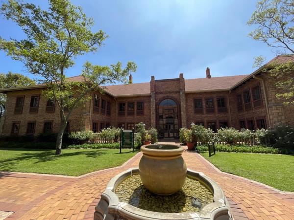 174  m² Commercial space