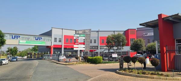 1 033 m² Office Space