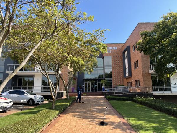 369 m² Commercial space