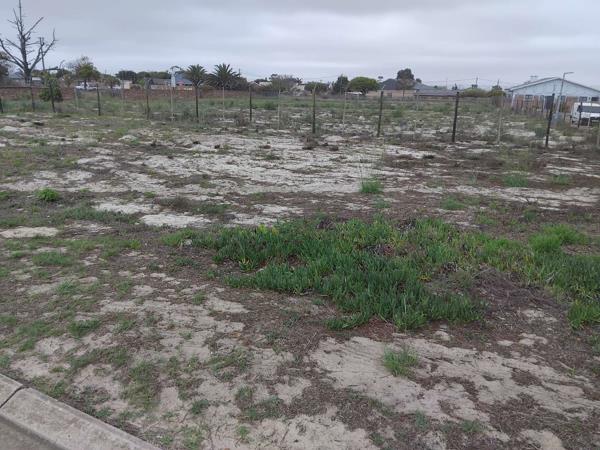 225 m² Land