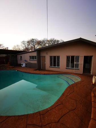 2 Bedroom Garden Cottage