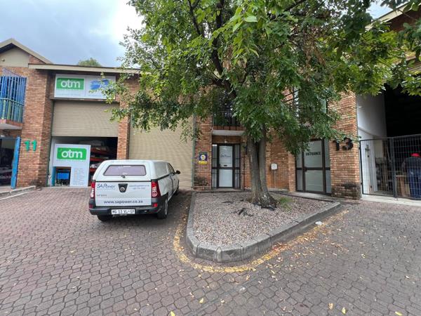 298  m² Industrial space