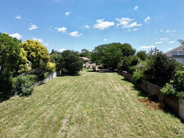 947 m² Land