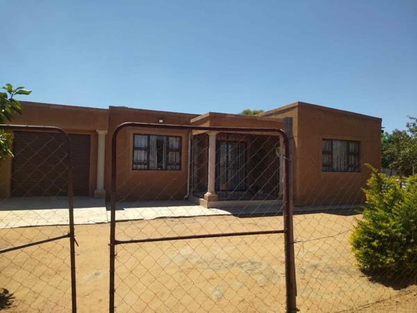 2 Bedroom House