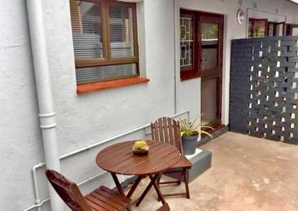 1 Bedroom Garden Cottage