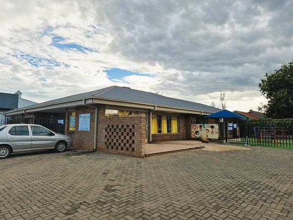 366 m² Commercial space