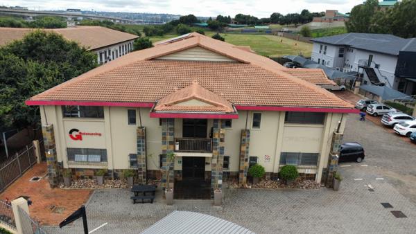 358 m² Commercial space