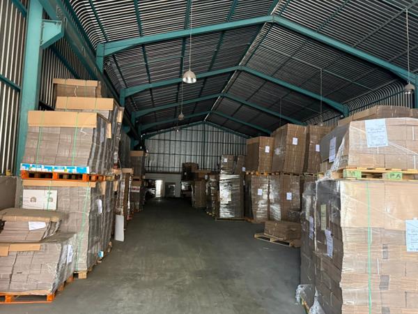 1 600 m² Industrial space