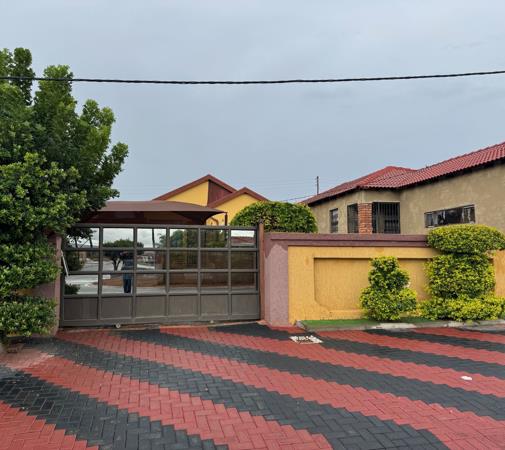 2 Bedroom House