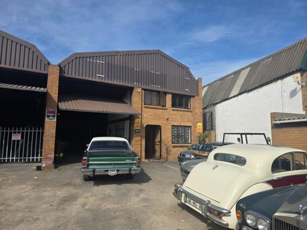 350 m² Industrial space