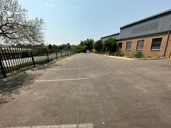 362 m² Industrial space