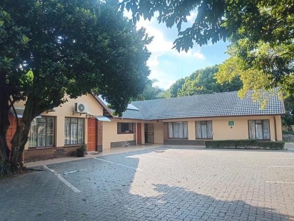 9 Bedroom House