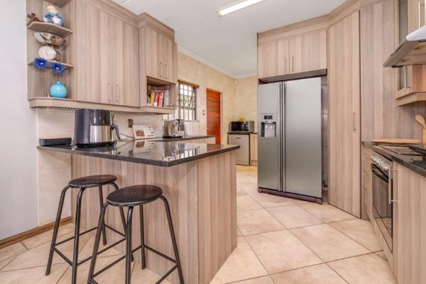 5 Bedroom Townhouse