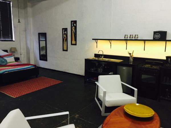 Studio Apartment