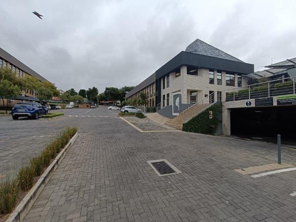 400 m² Commercial space