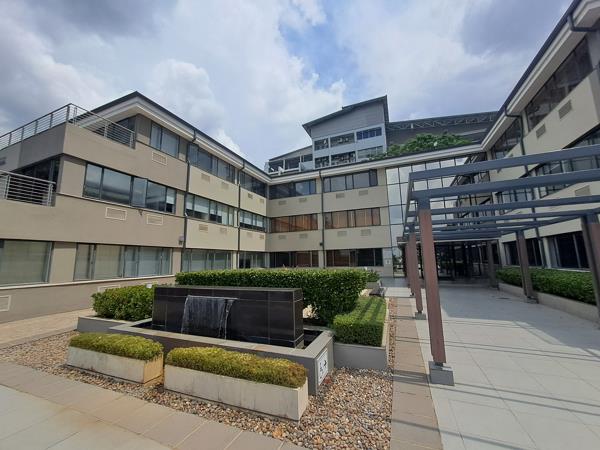 261 m² Commercial space