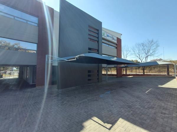 107 m² Commercial space