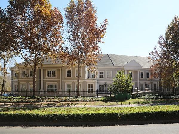 2 324 m² Commercial space