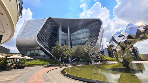 360 m² Office Space