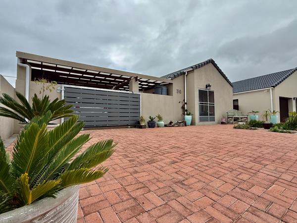 2 Bedroom House