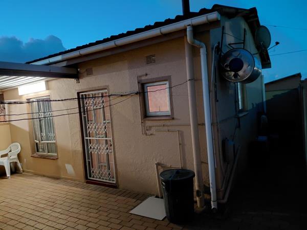 1 Bedroom Garden Cottage