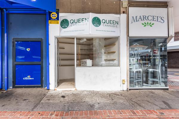 7.5  m² Commercial space