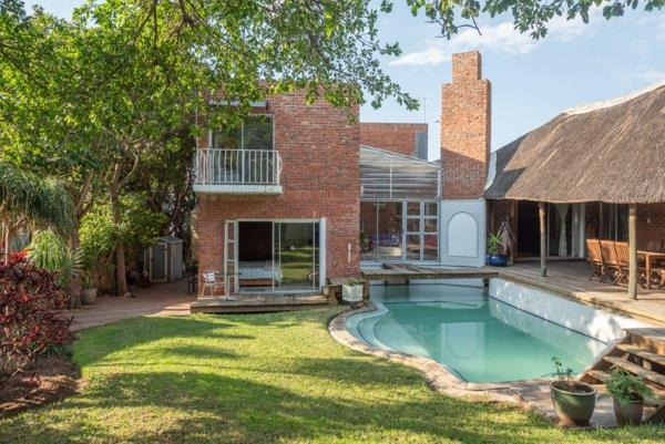 6 Bedroom House